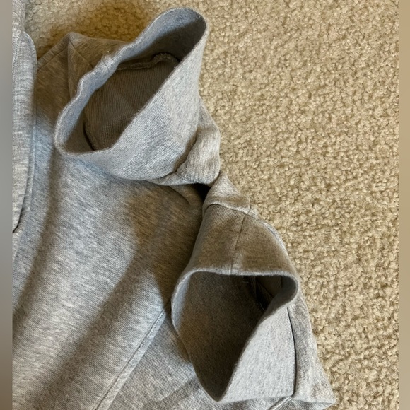 SOLD Men’s NIKE Track & Field jogger sweatpants. Size XL - Picture 6 of 7